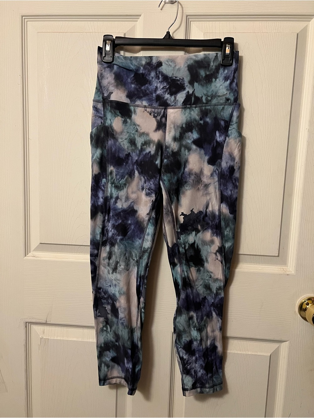 Lululemon blue and purple tie-dye
